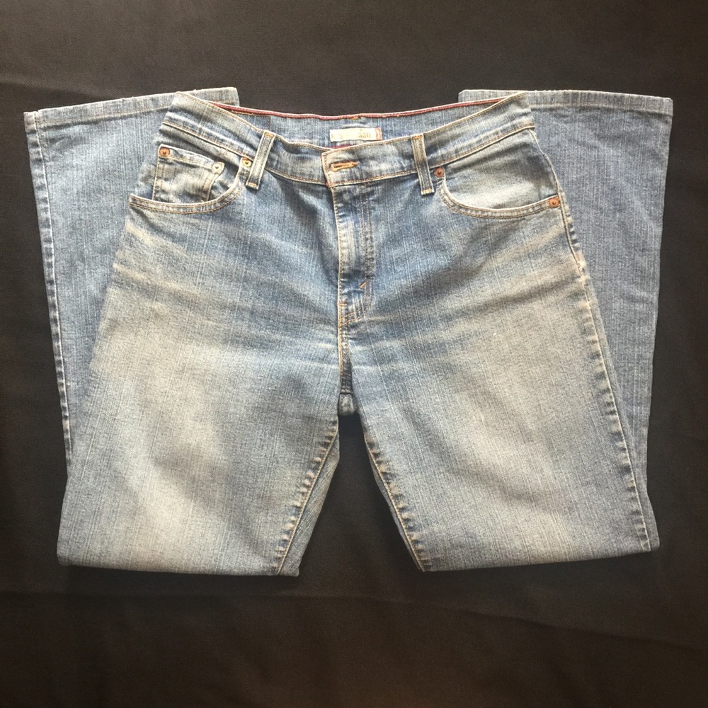 Levi’s Relaxed Boot Cut 550, size 10m